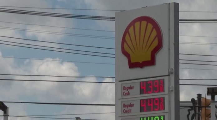 Graphic: Track U.S. and state gas prices