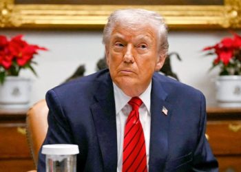 Trump declares support for Cabinet official after report he is considering replacement