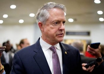 GOP senator pushes Trump’s 10% credit card rate cap as party leaders push back