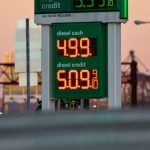 Average U.S. gas price hits $4 for the first time since 2022