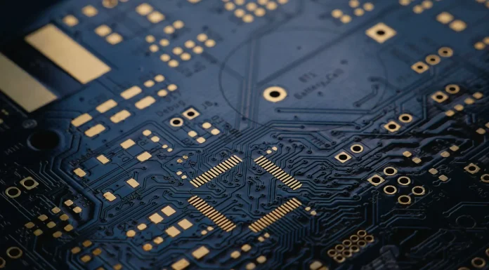 Micron stock price prediction: $385–$2,000 MU scenarios